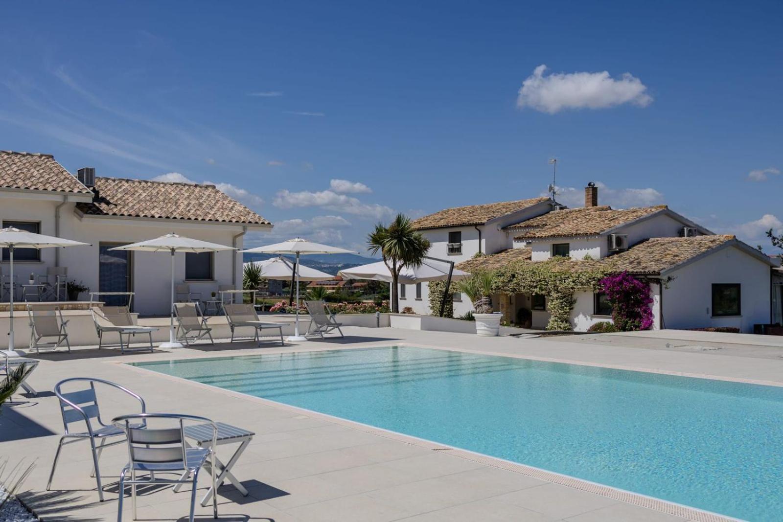 Bed & Breakfast Villaggio Cristina